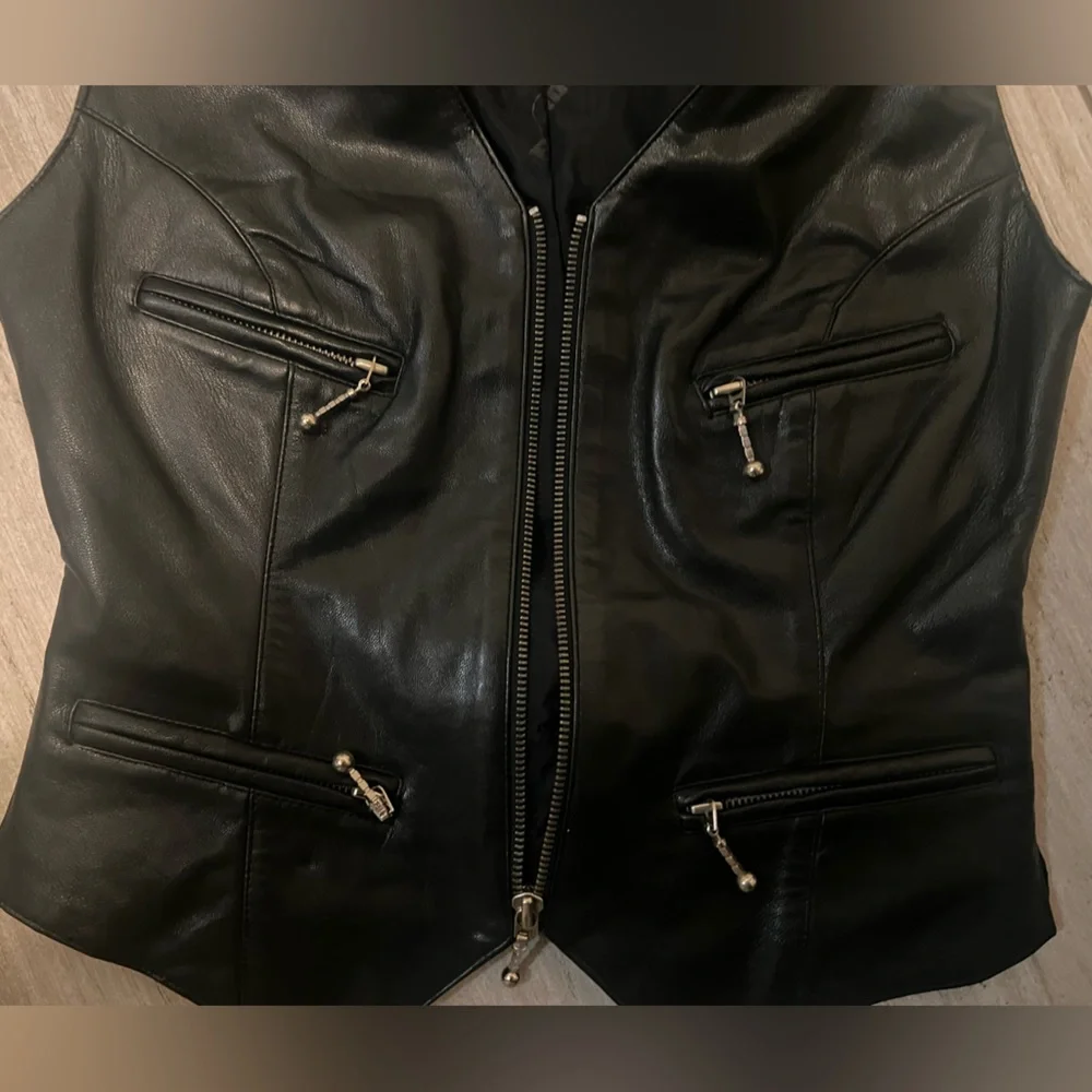 Easy rider leather vest like new - Picture 3 of 11